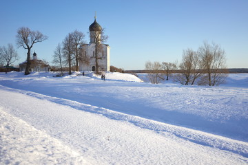Fototapeta na wymiar Winter landscape in central Russia. Vladimir region.