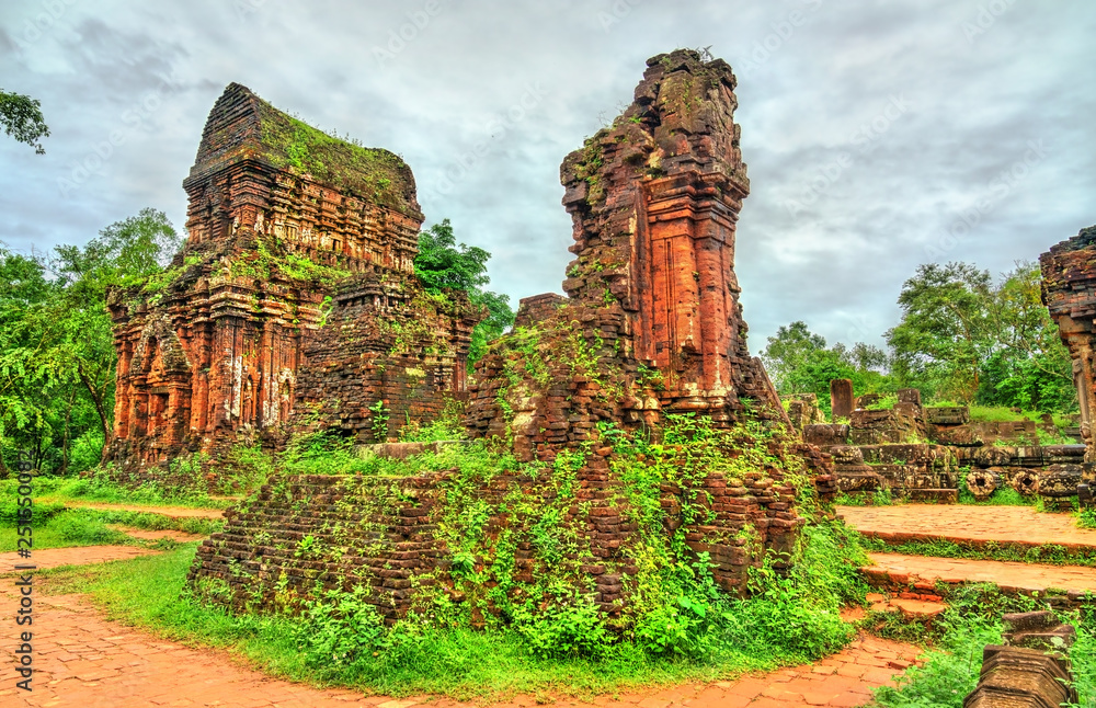 Poster ruins of a hindu temple at my son in vietnam