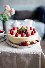 Close up cheese cake with fresh berries