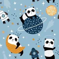 Foto op Plexiglas Naadloos kinderachtig patroon met slapende panda& 39 s op manen en sterrenhemel. Creatieve kindertextuur voor stof, verpakking, textiel, behang, kleding. vector illustratie © solodkayamari