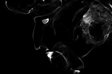 Smoke in the shape of the head men - obrazy, fototapety, plakaty