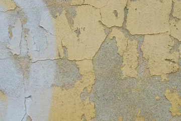 Deurstickers Verweerde muur oude peeling geel geschilderde muur textuur achtergrond