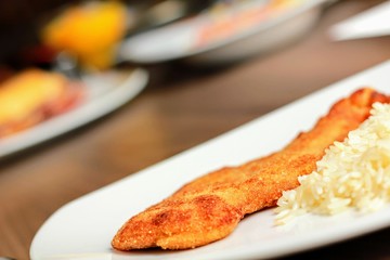 Filete pollo rebozado con arroz