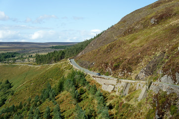 Fototapeta na wymiar Landscapes of Ireland. Mountain road.