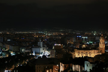 Fototapeta na wymiar night view of malaga with the illuminated cathedral