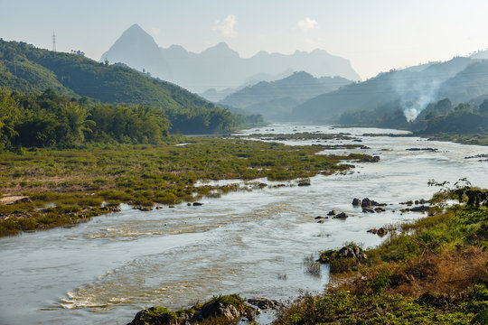 Nam Ou River, Pak Chek, Laos 