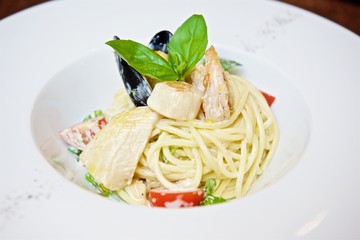spaghetti with seafood and herbs