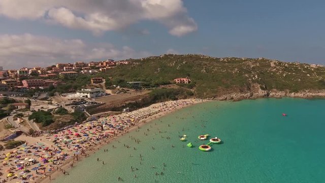 sardinien strand rena bianca aus der vogelperspektive
