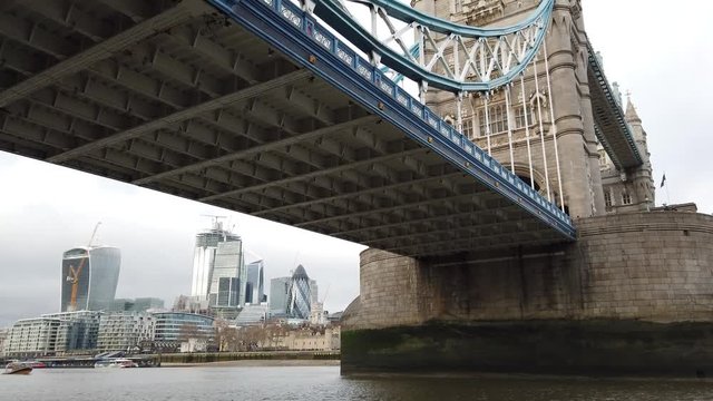 Tilt of Tower Bridge, bascule and suspension bridge in London. 4K untouched