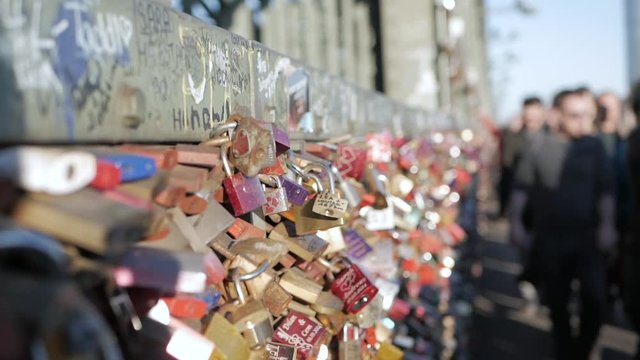 K&ouml;ln, Hohenzollernbr&uuml;cke, Liebesschl&ouml;&szlig;er