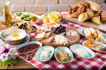 Fototapeta na wymiar turkish breakfast
