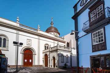 Fototapeta premium 2019-02-22. San Cristobal de la Laguna, Santa Cruz de Tenerife - Cathedral Nuestra Señora de los Remedios - Pictures from the city center of the former capital of the Canary Island of Tenerife.