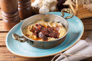 hummus with pastrami