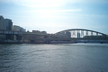 鉄橋と川