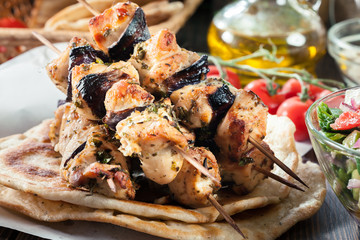 Chicken Souvlaki with pita bread and tzatziki sauce