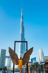 Photo sur Plexiglas Dubai Femme touriste à Dubaï, Émirats Arabes Unis