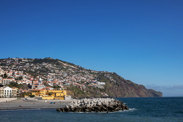 Fototapeta na wymiar Coast of Madeira, cliffs