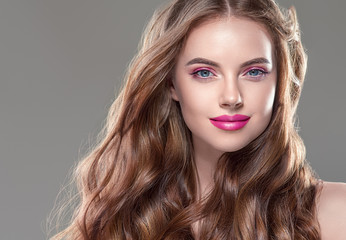 Fototapeta premium Beautiful hair woman long brunette hairsstyle healthy skin