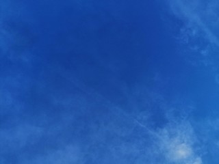 Fototapeta na wymiar beautiful blue sky with clouds