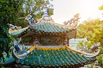 Fototapeta premium curved roof in dragon Chinese Temple Architecture