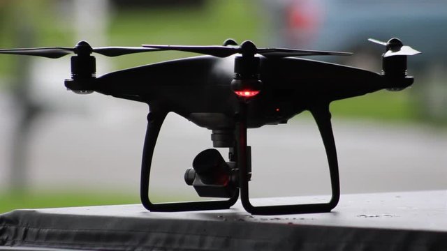 Start Up of Phantom 4 Drone