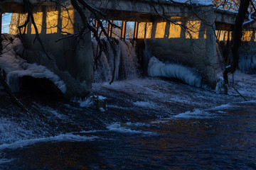 dam in winter