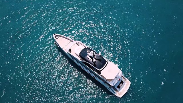 yacht im meer