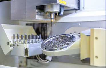 the cutter and the workpiece of titanium in the manufacturing process of the implants