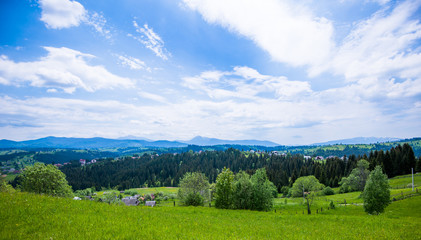 Fototapeta na wymiar View of the Carpathian Mountains