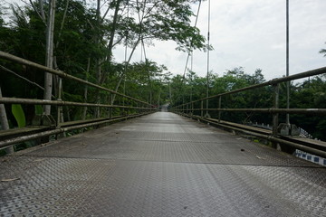 Obraz premium long steel bridge