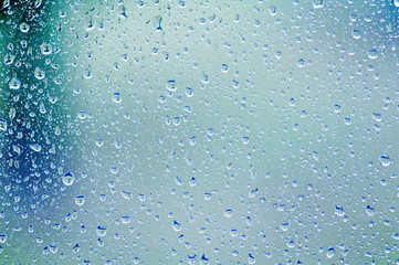 窓ガラスの水滴