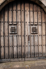 puerta antigua de madera 