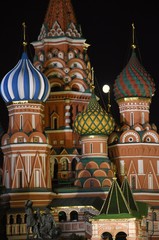 Fototapeta na wymiar Saint Basils cathedral on the Red Square in Moscow. Color night photo.