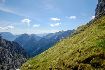 Fototapeta na wymiar Frühlingserwachen im Karwendel
