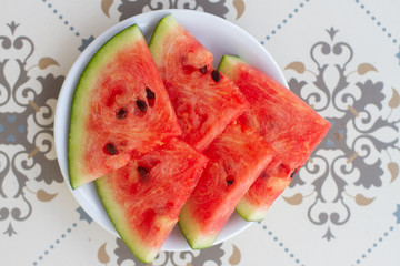 plate with slices of watermelon  