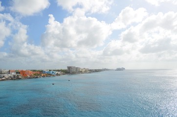 Fototapeta premium beautiful Cozumel shoreline