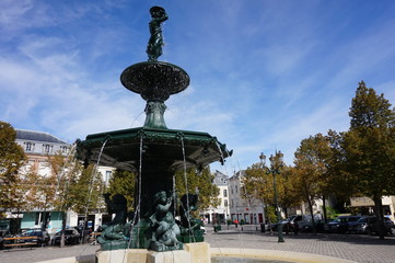 Fototapeta premium Fontaine Legée-Laherte, place Hugue Plomb, Erpernay