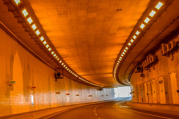 A beautiful tunnel in Abu Dhabi with no vehicles