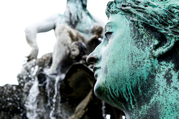 Fototapeta na wymiar Detail of a fountain in Berlin