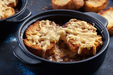 Delicious onion soup with croutons and cheese