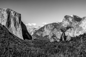 The incomparable beauty of the Yosemite Valley is seen from Wawoma Tunnel View. From here one sees El Capitan, Clouds Rest, Half Dome, Sentinel Dome, Cathedral Rocks, and graceful Bridal Veil Falls. - 251913010
