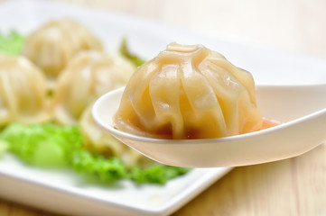 小籠包