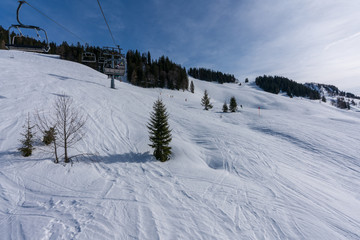 Aussicht von Waidring Steinplatte auf Winterlandschaft