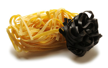 Fettuccine ft8103_1559 Tonnarelli Pasta alimentare Cucina italiana Italienische Küche Gastronomía de Italia Italian cuisine Italienska köket italienne Comida sounding Culinária da Itália Italiaanse ke