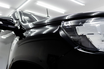 Car details black car