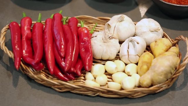 garlic and red peppers