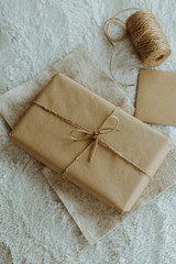 Fototapeta na wymiar gift box with ribbon
