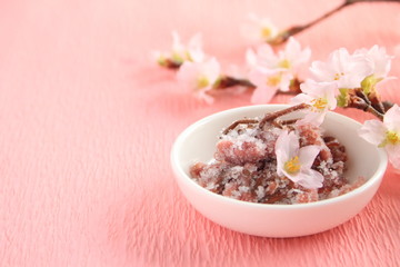 Fototapeta na wymiar Salted cherry (raw material for cherry tea) (Japanese spring tea) 桜の塩漬け（桜茶の原料）（日本の春のお茶）