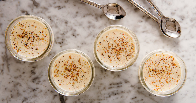 Vanilla Custard Pudding With Nutmeg 