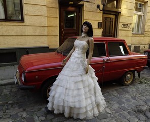 bride in white wedding dress